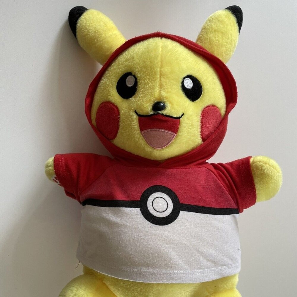 Pokémon Pikachu Poke Ball BAB Stuffed Animal